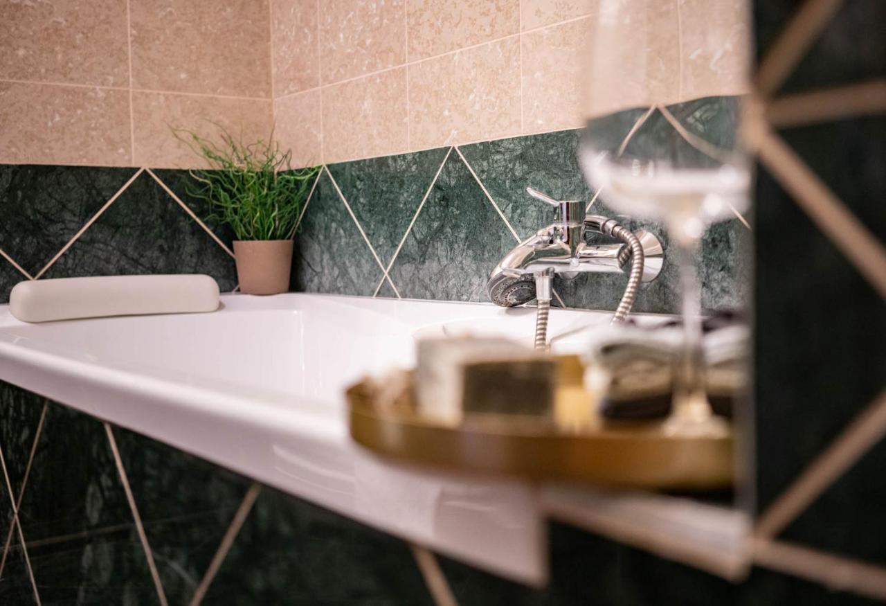 Free Parking! Soho 101, 4 Ppl, Ac, Superfast Wifi, Tv Budapeszt