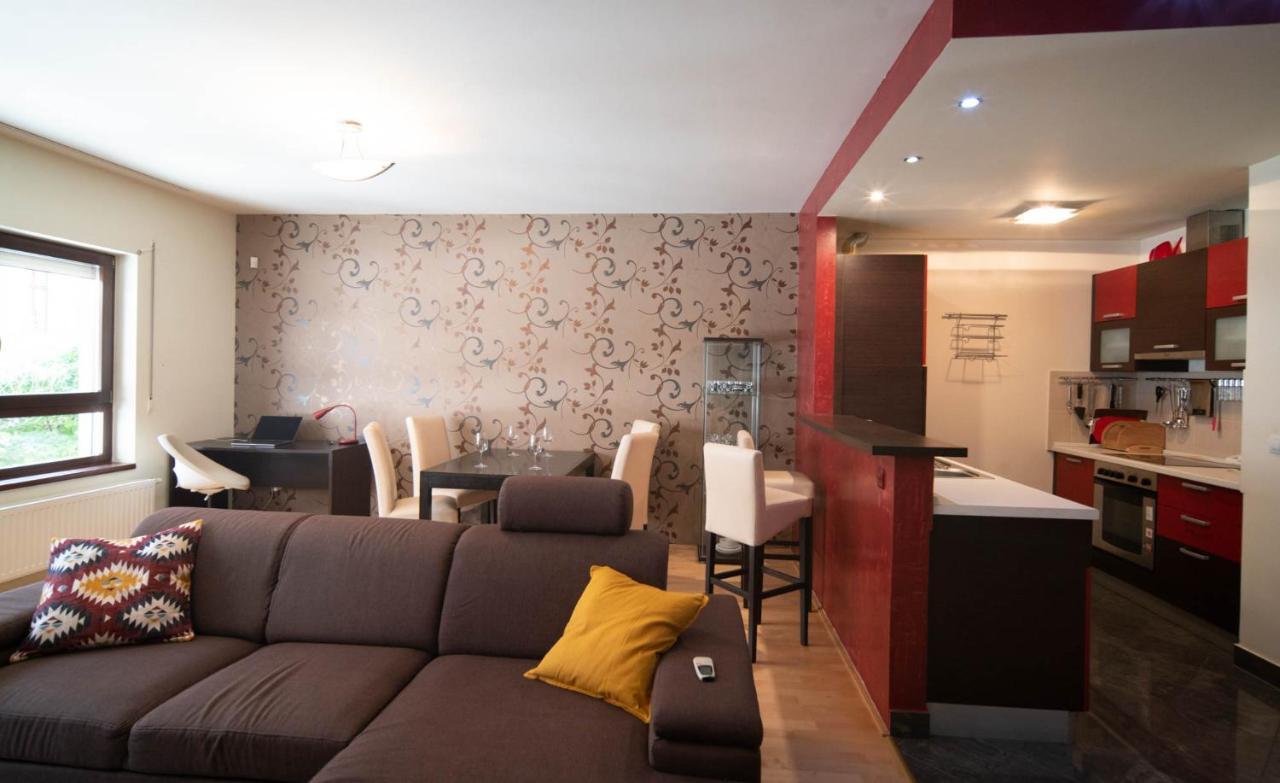Free Parking! Soho 101, 4 Ppl, Ac, Superfast Wifi, Tv * Budapeszt